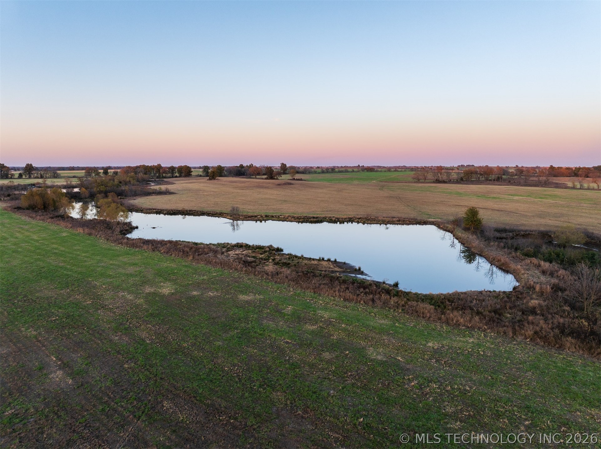 110 E 220 Road Property Photo 13