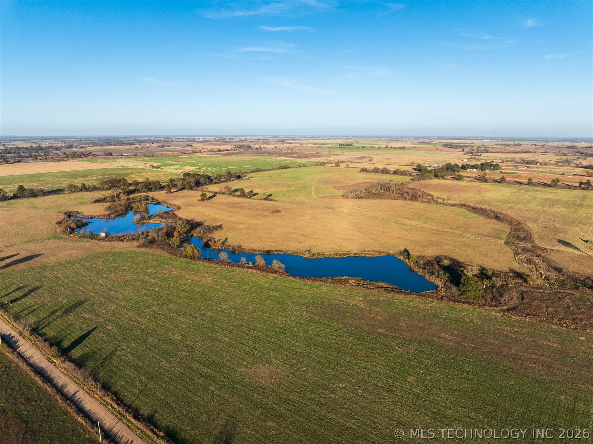 110 E 220 Road Property Photo 17