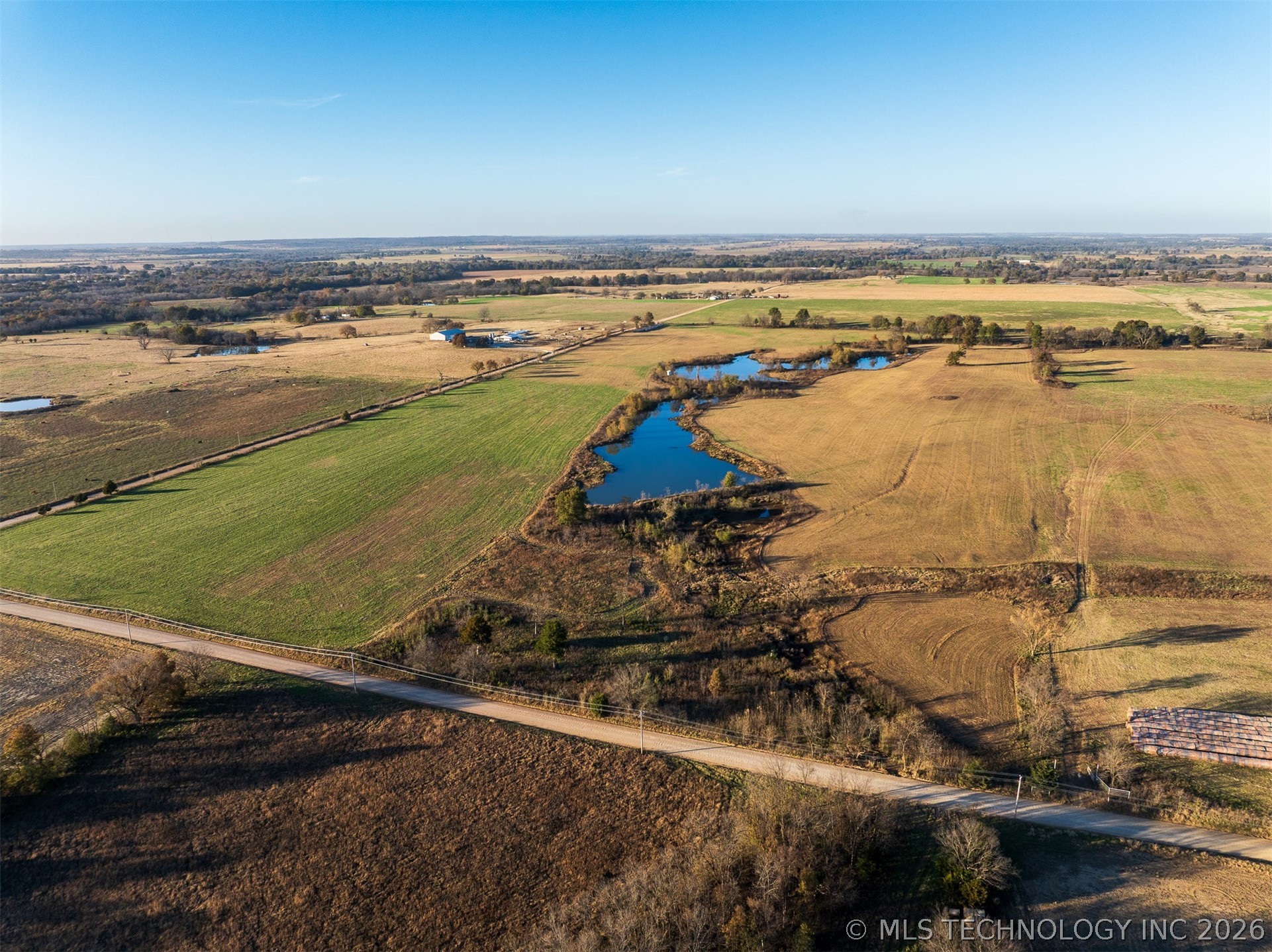 110 E 220 Road Property Photo 21