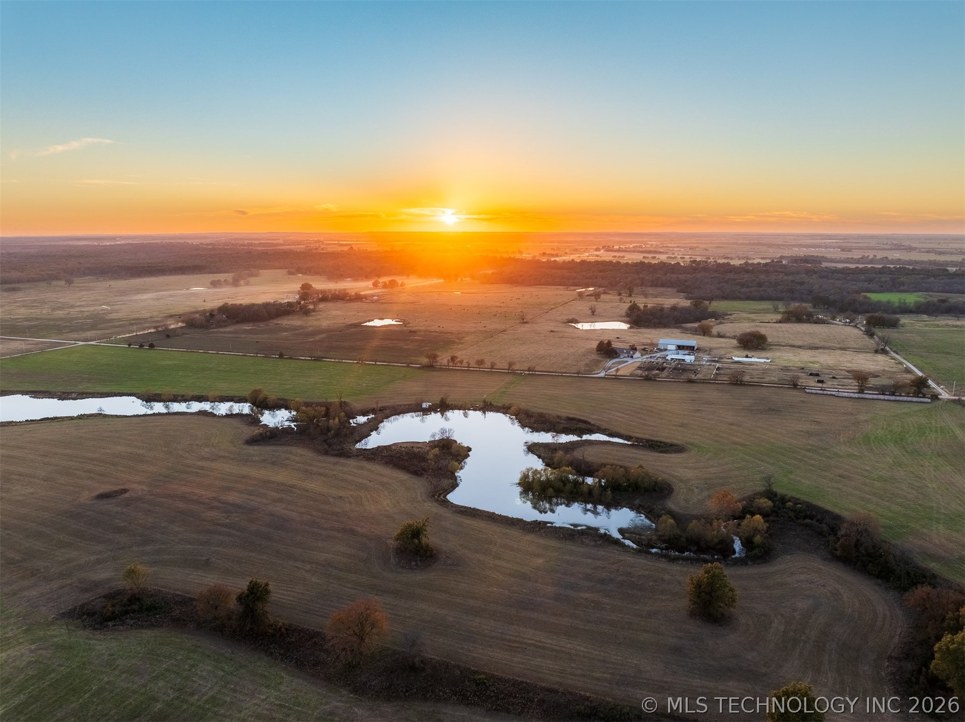 110 E 220 Road Property Photo 77