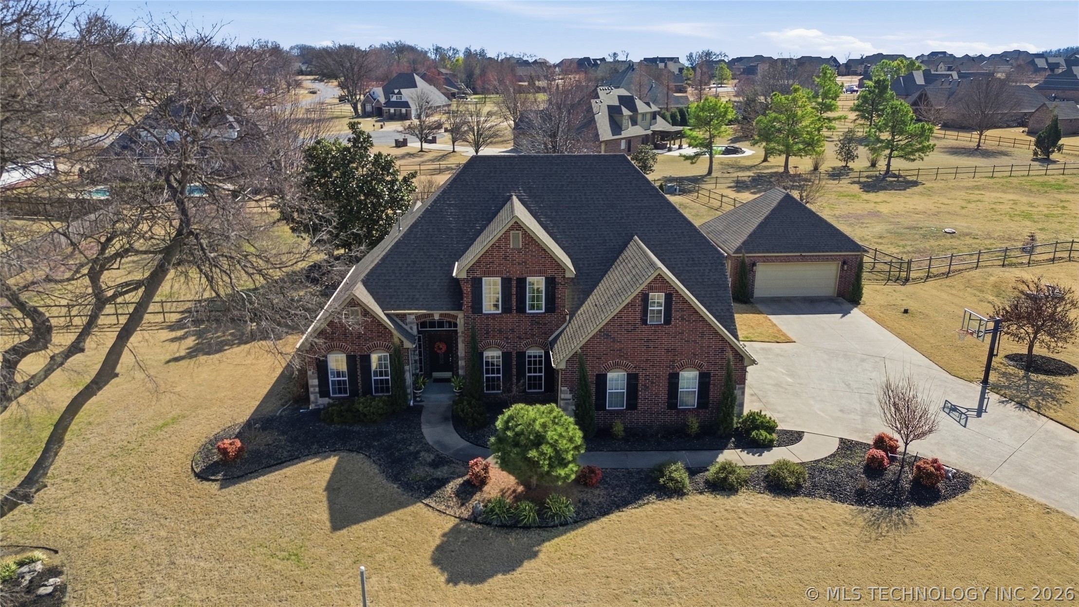 7177 N 196th East Avenue Property Photo 4