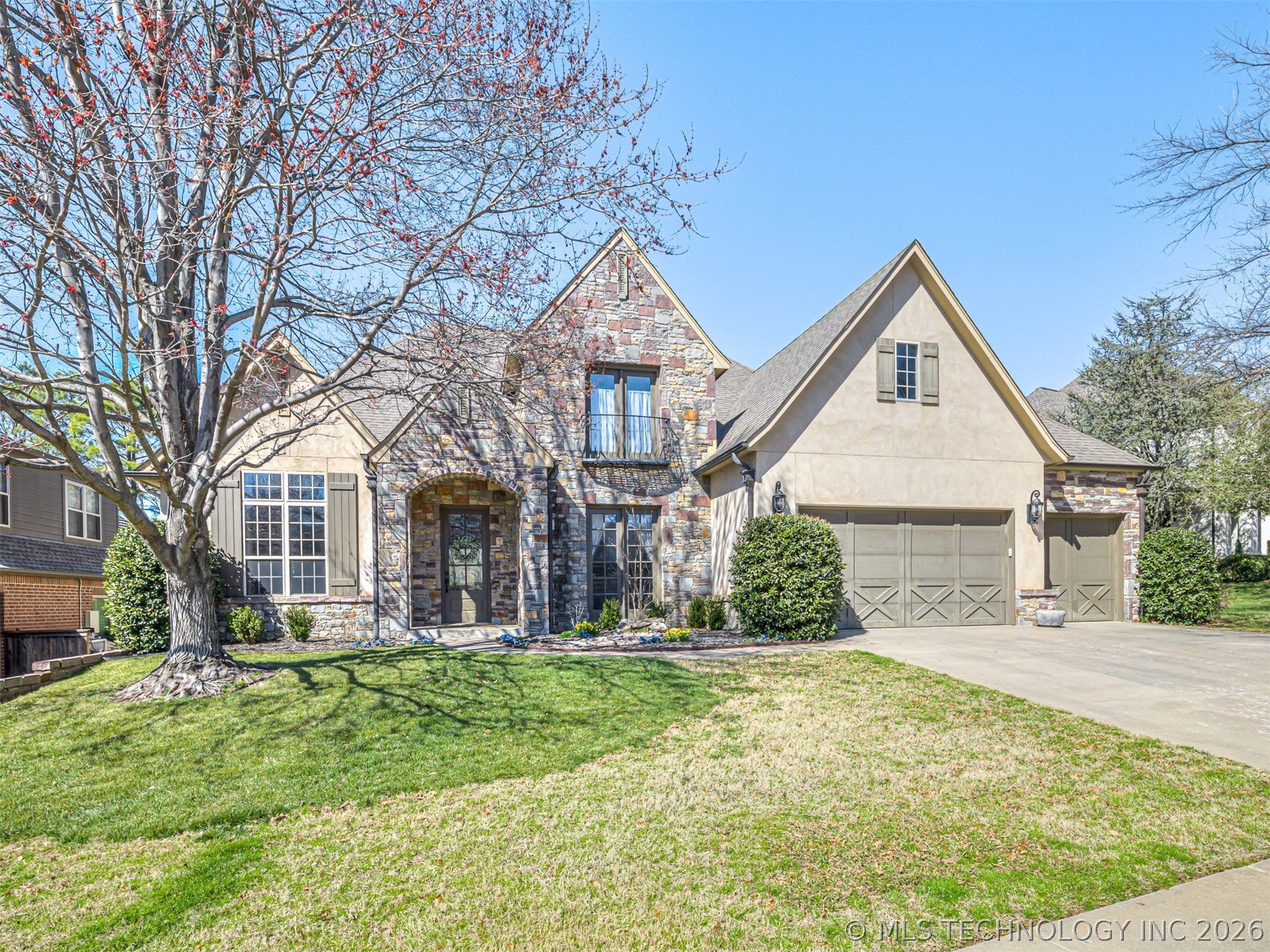 10624 S 91st East Avenue Property Photo 3