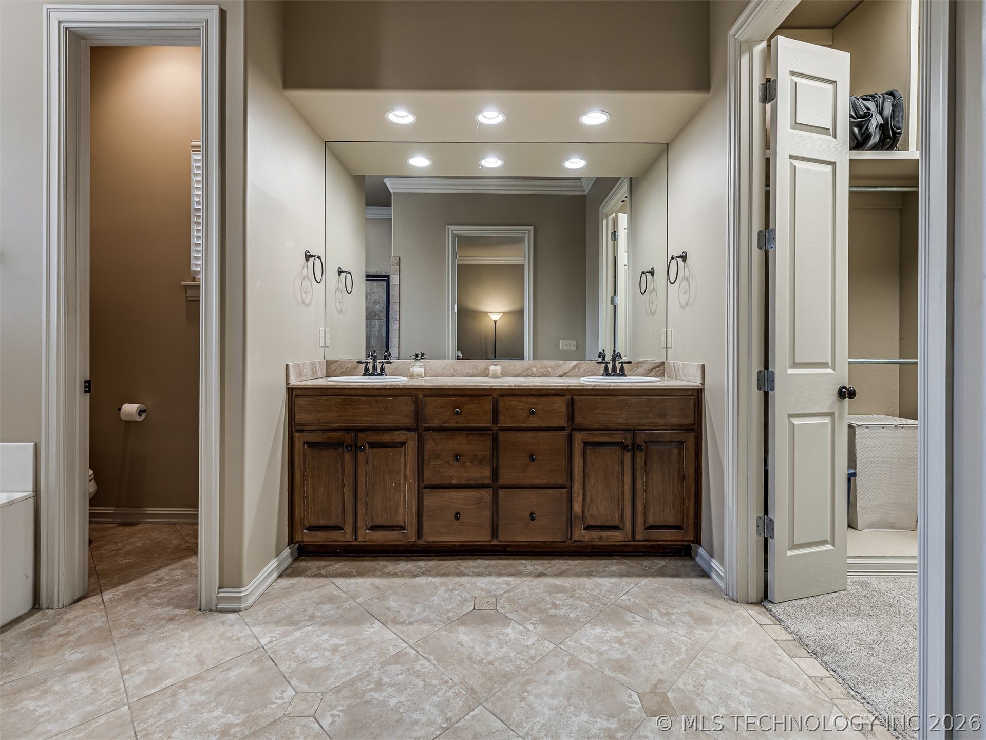 10624 S 91st East Avenue Property Photo 35