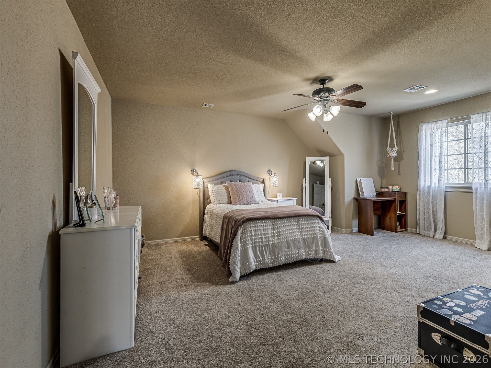 10624 S 91st East Avenue Property Photo 45