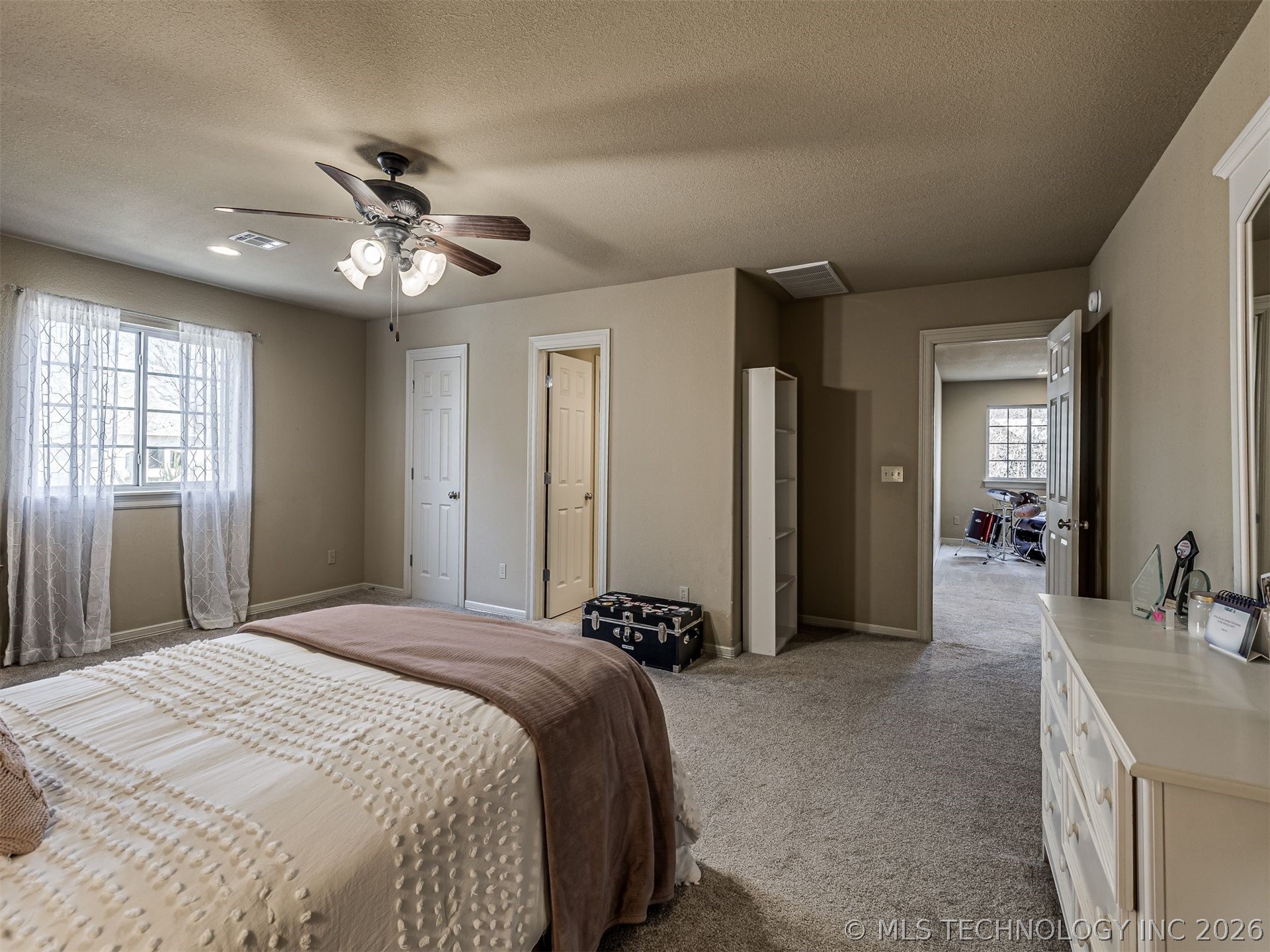 10624 S 91st East Avenue Property Photo 46