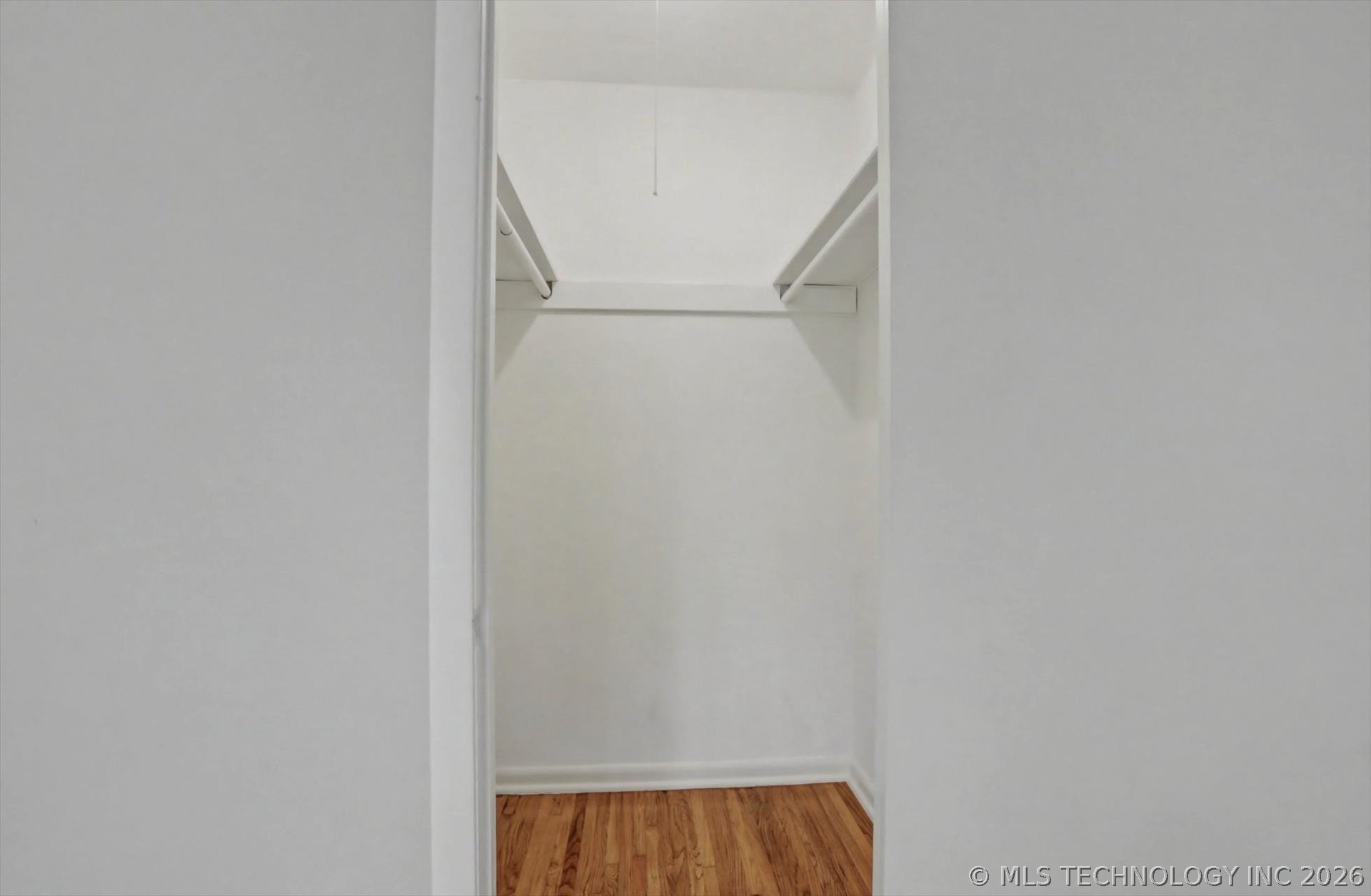 4664 S Winston Avenue Property Photo 17
