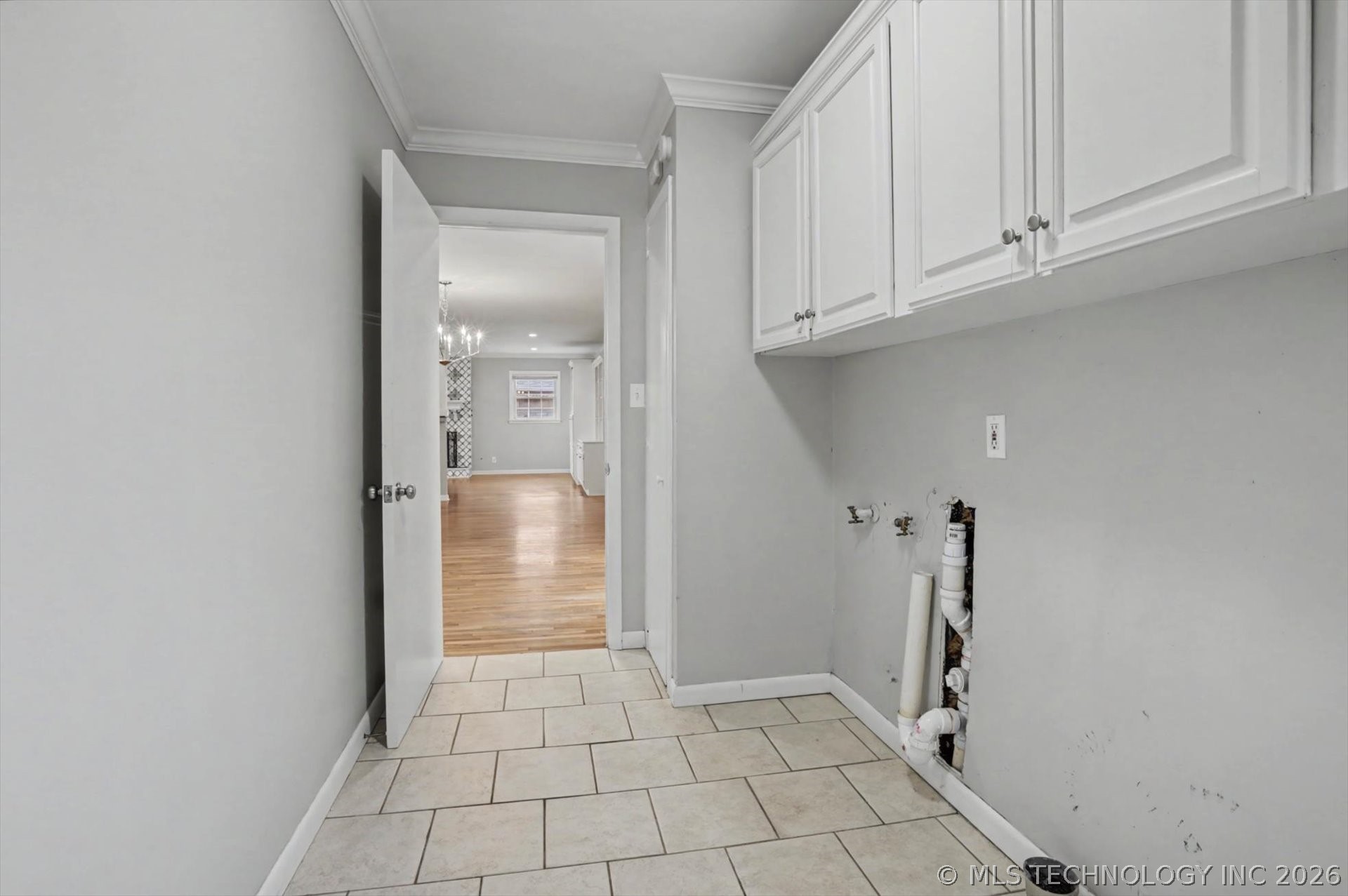 4664 S Winston Avenue Property Photo 24
