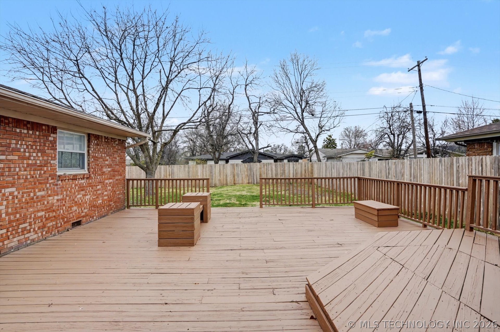 4664 S Winston Avenue Property Photo 26