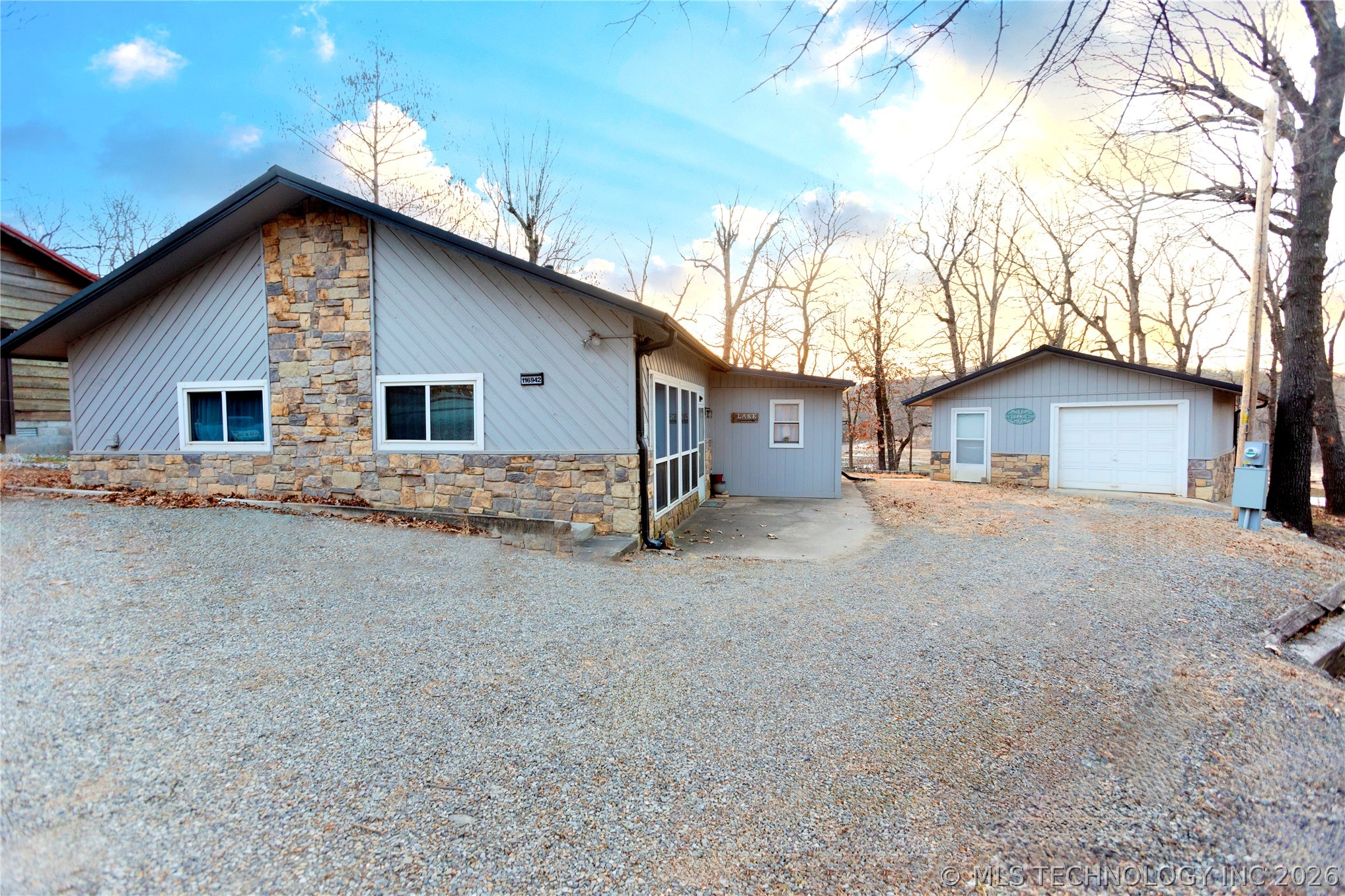 116942 S 4244 Road Property Photo 1