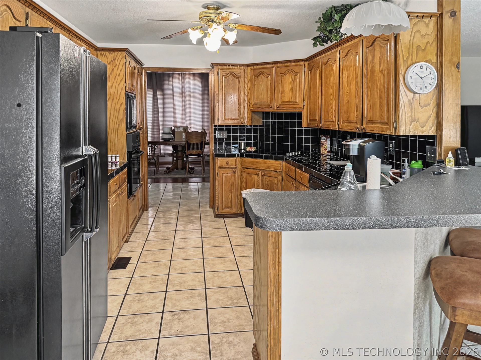 5273 Jeanette Lane Property Photo 14