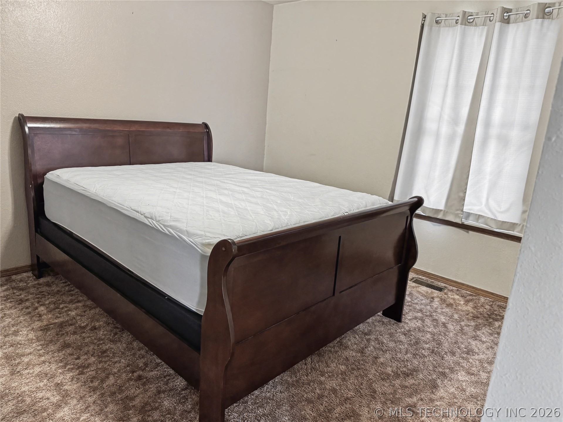 5273 Jeanette Lane Property Photo 18