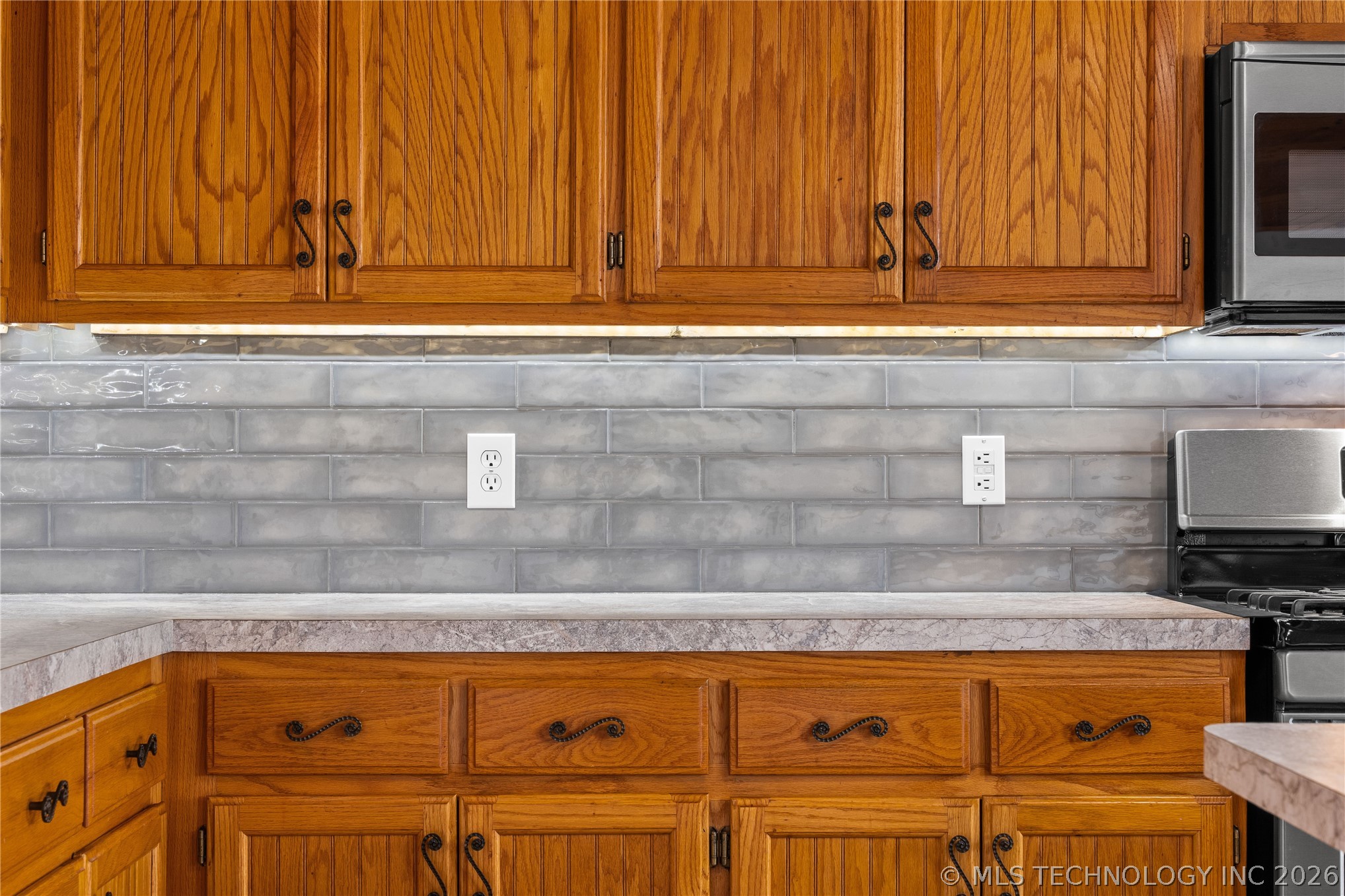 15 S 275th East Avenue Property Photo 26