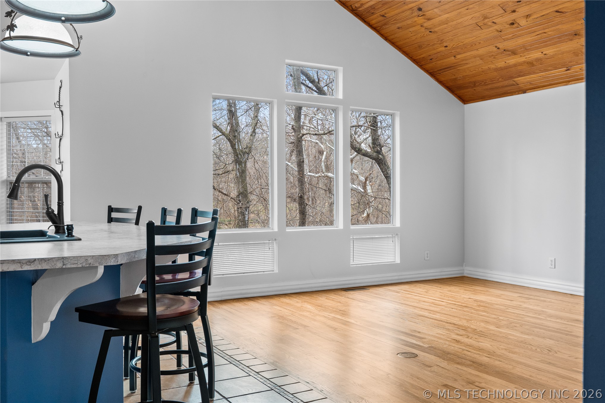 15 S 275th East Avenue Property Photo 30