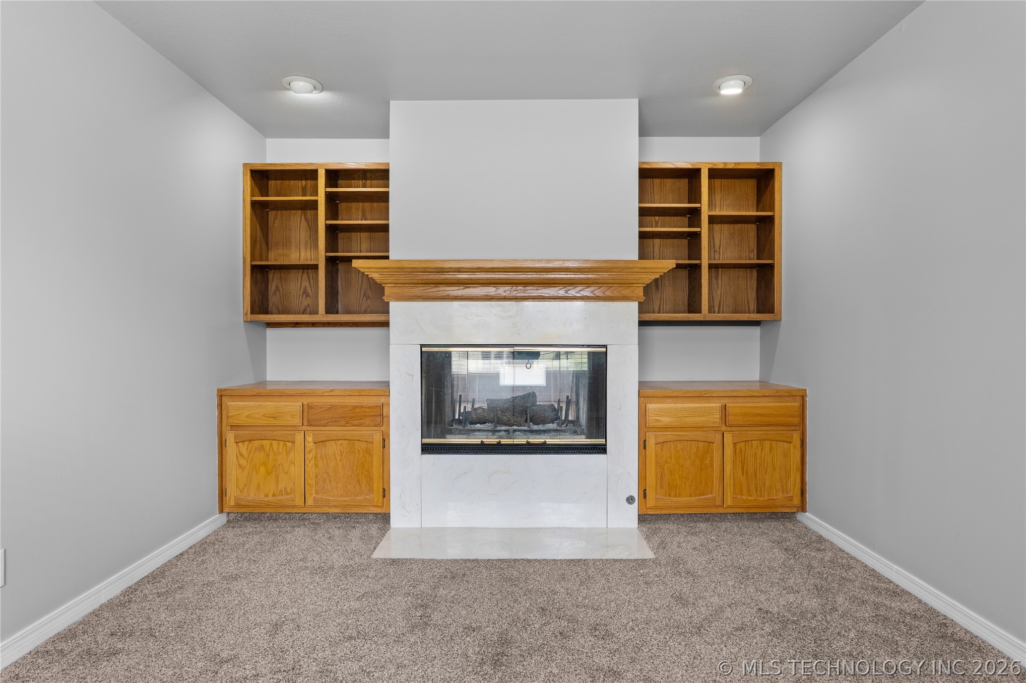 15 S 275th East Avenue Property Photo 35