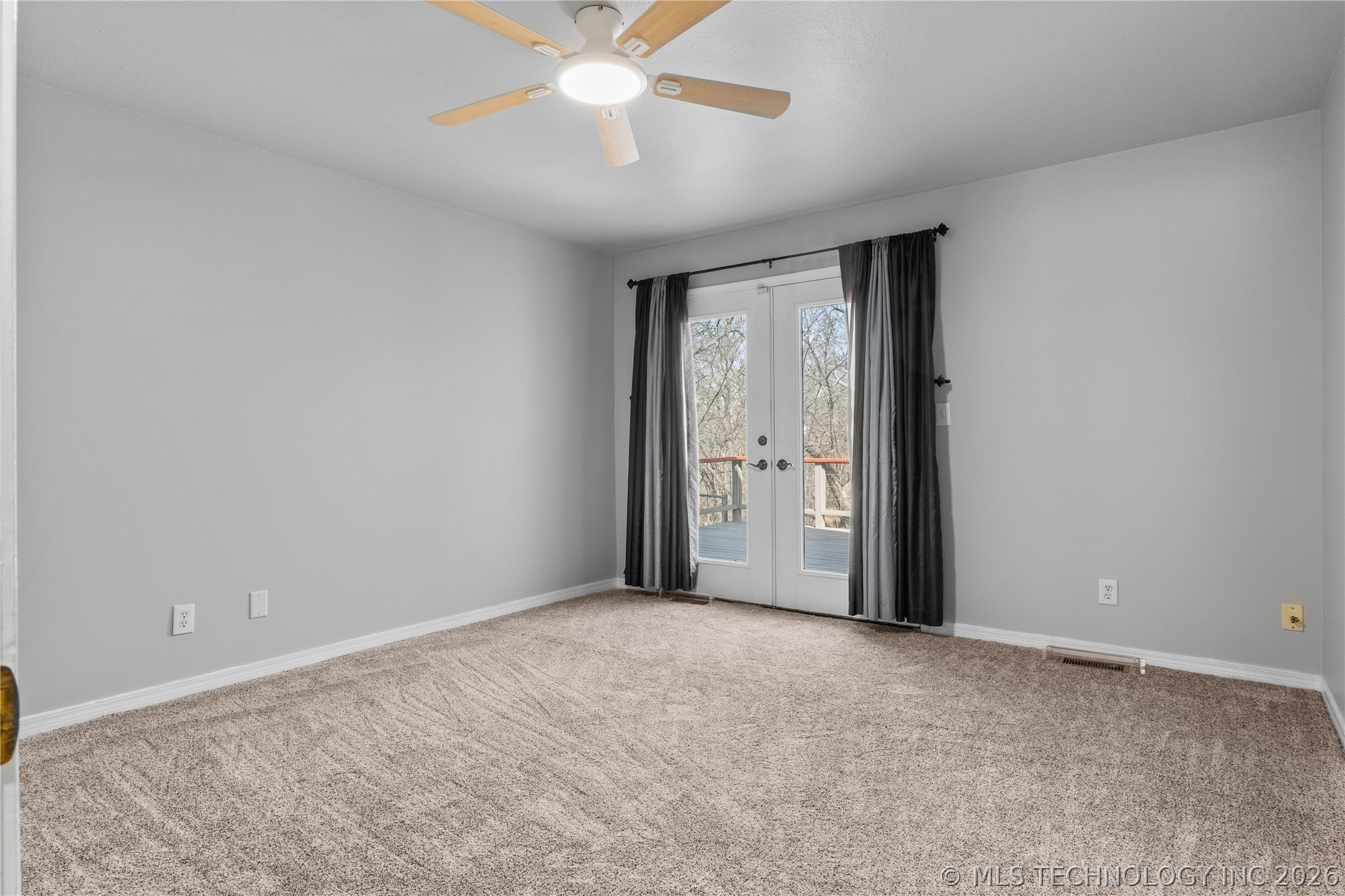 15 S 275th East Avenue Property Photo 37