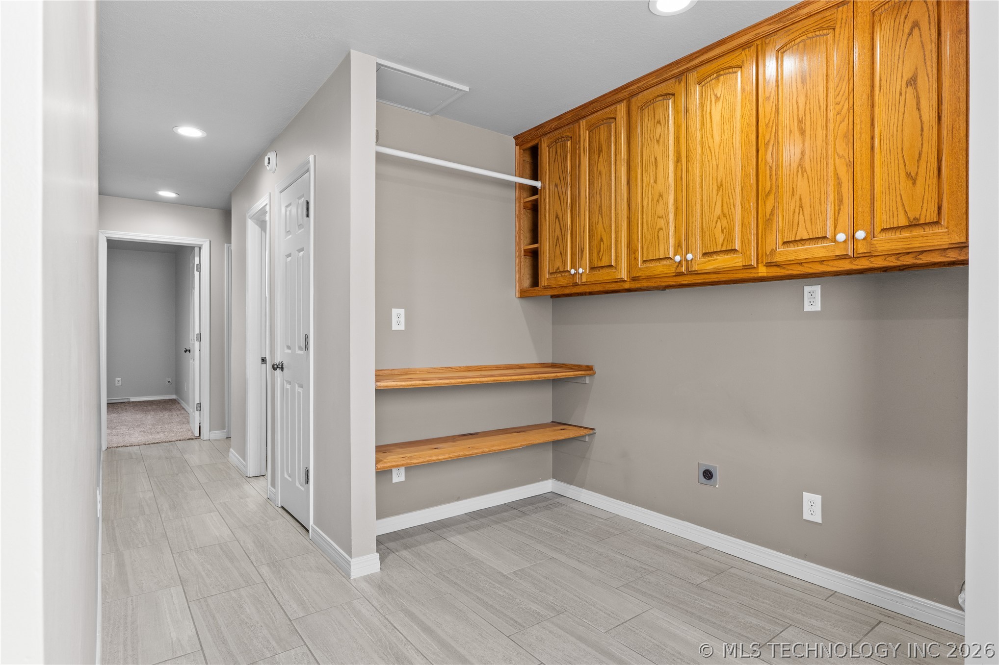 15 S 275th East Avenue Property Photo 43