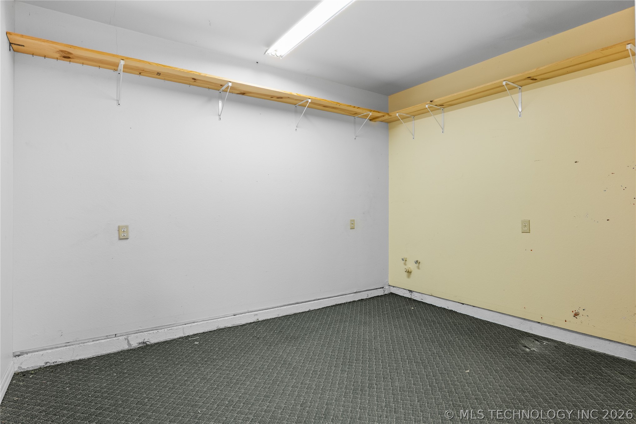 15 S 275th East Avenue Property Photo 54