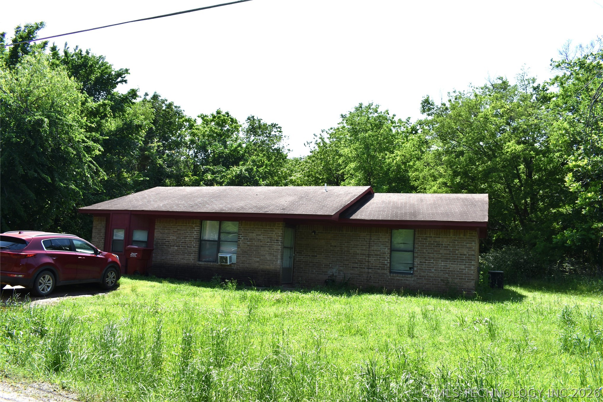 708 S J Street Property Photo 1