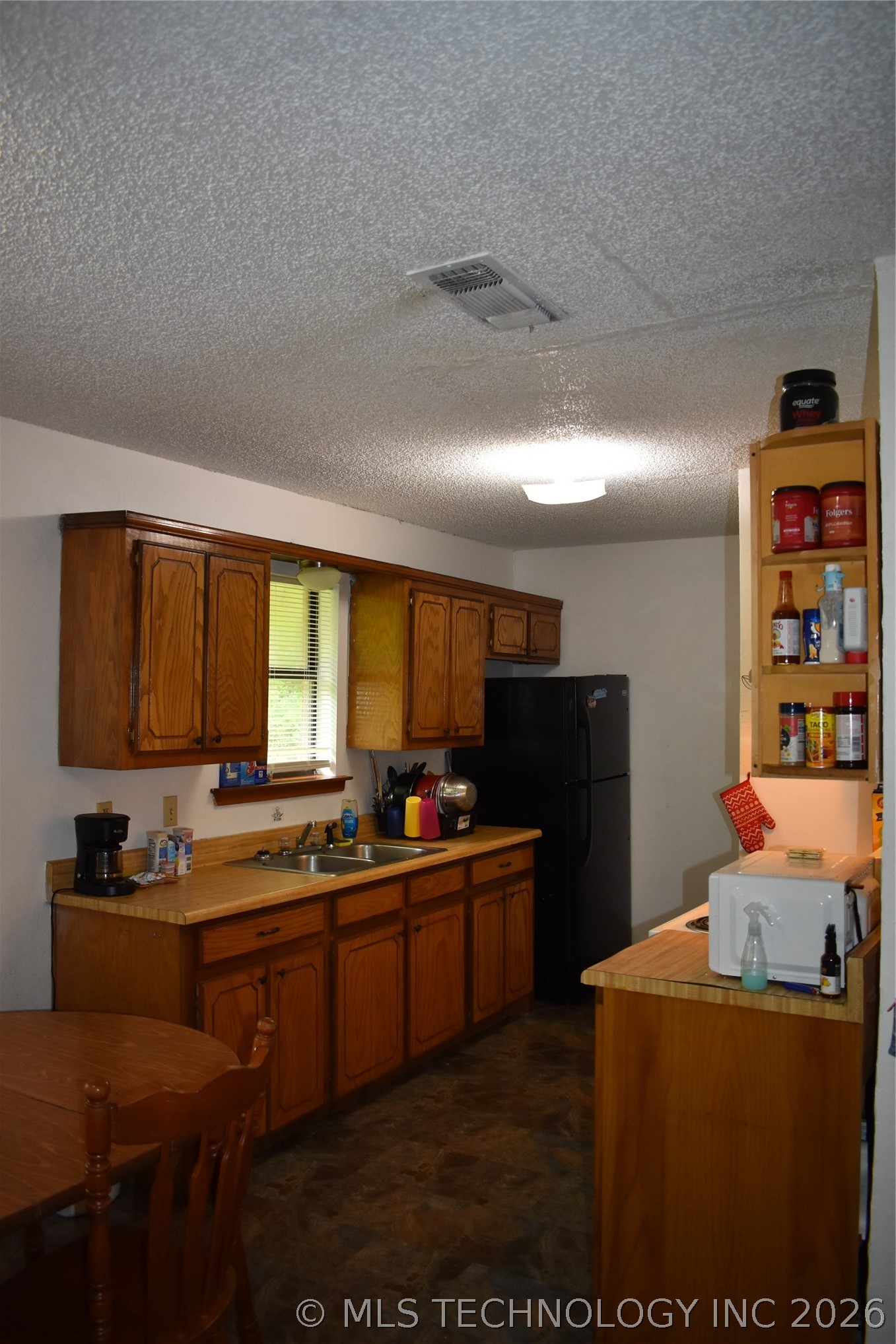 708 S J Street Property Photo 9