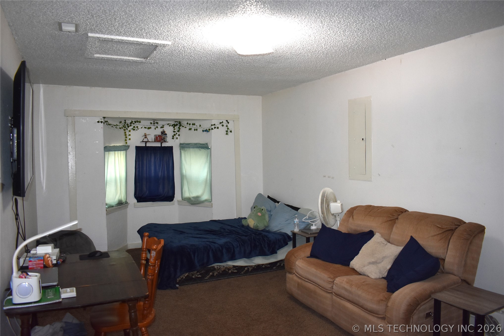 708 S J Street Property Photo 10
