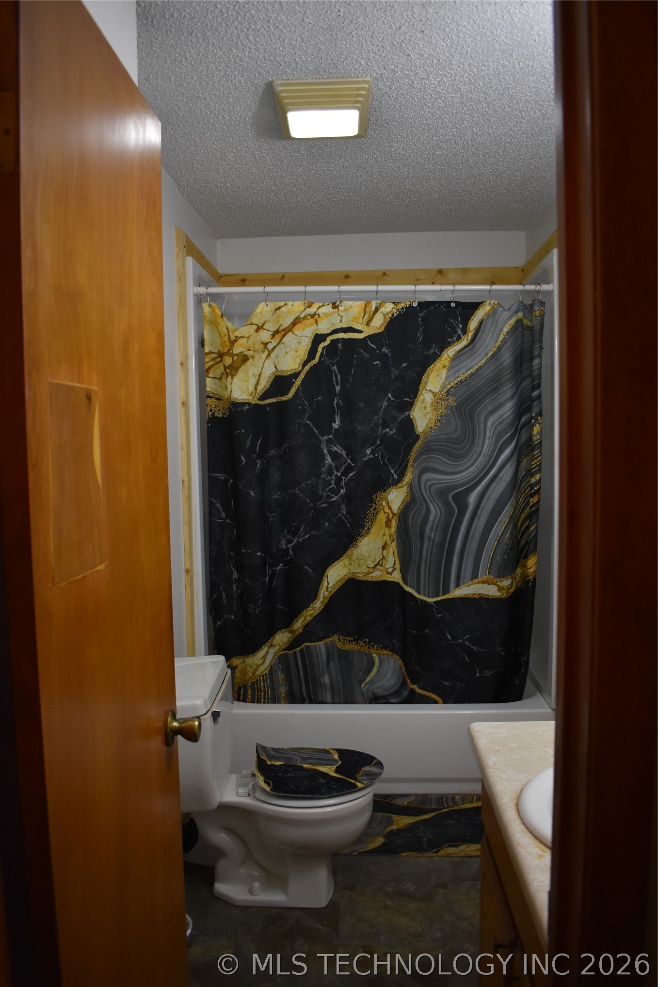 708 S J Street Property Photo 16