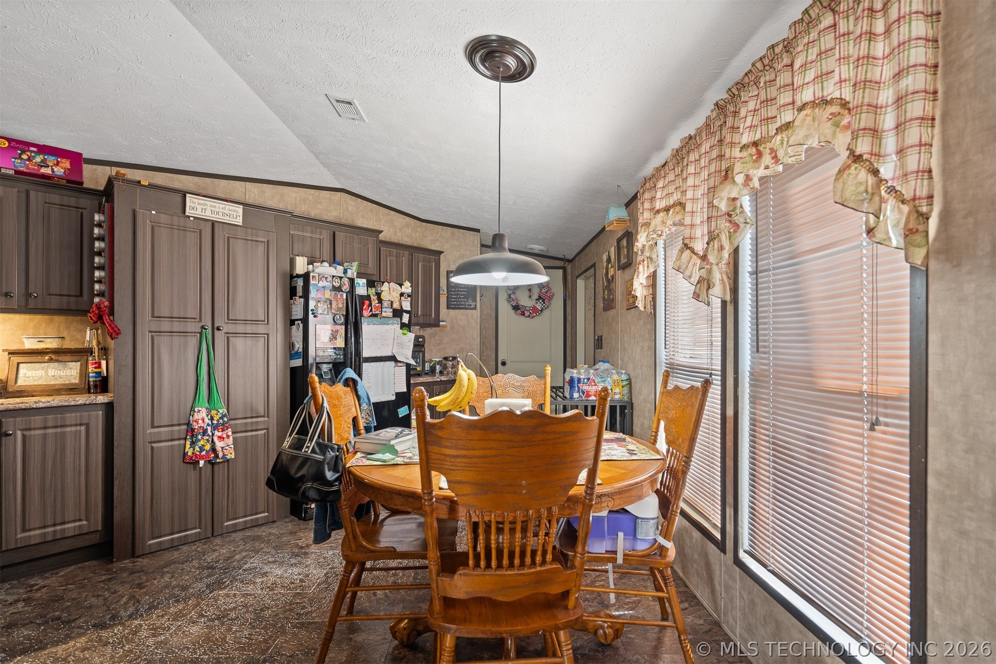 12455 Trego Road Property Photo 8