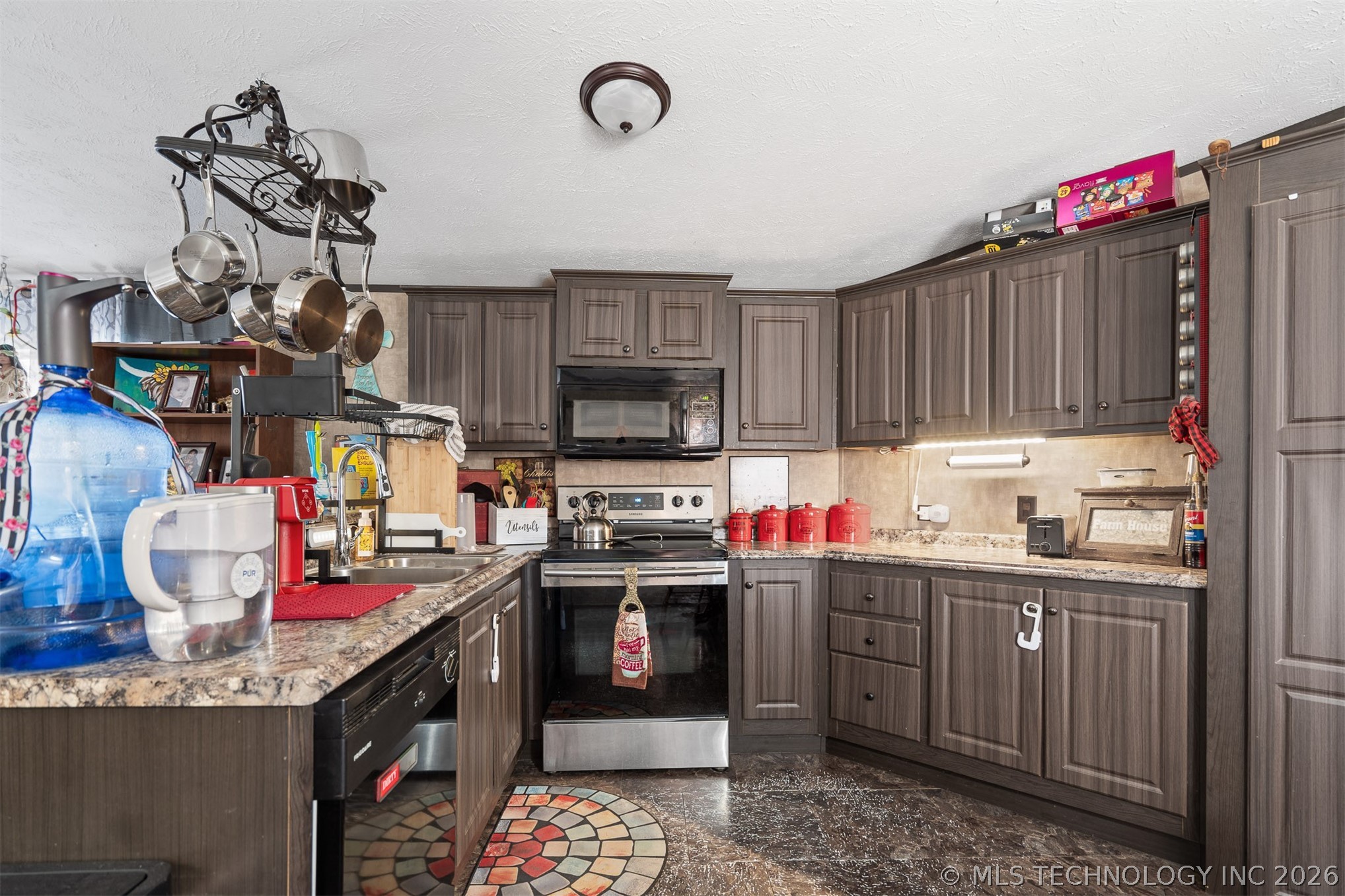 12455 Trego Road Property Photo 9