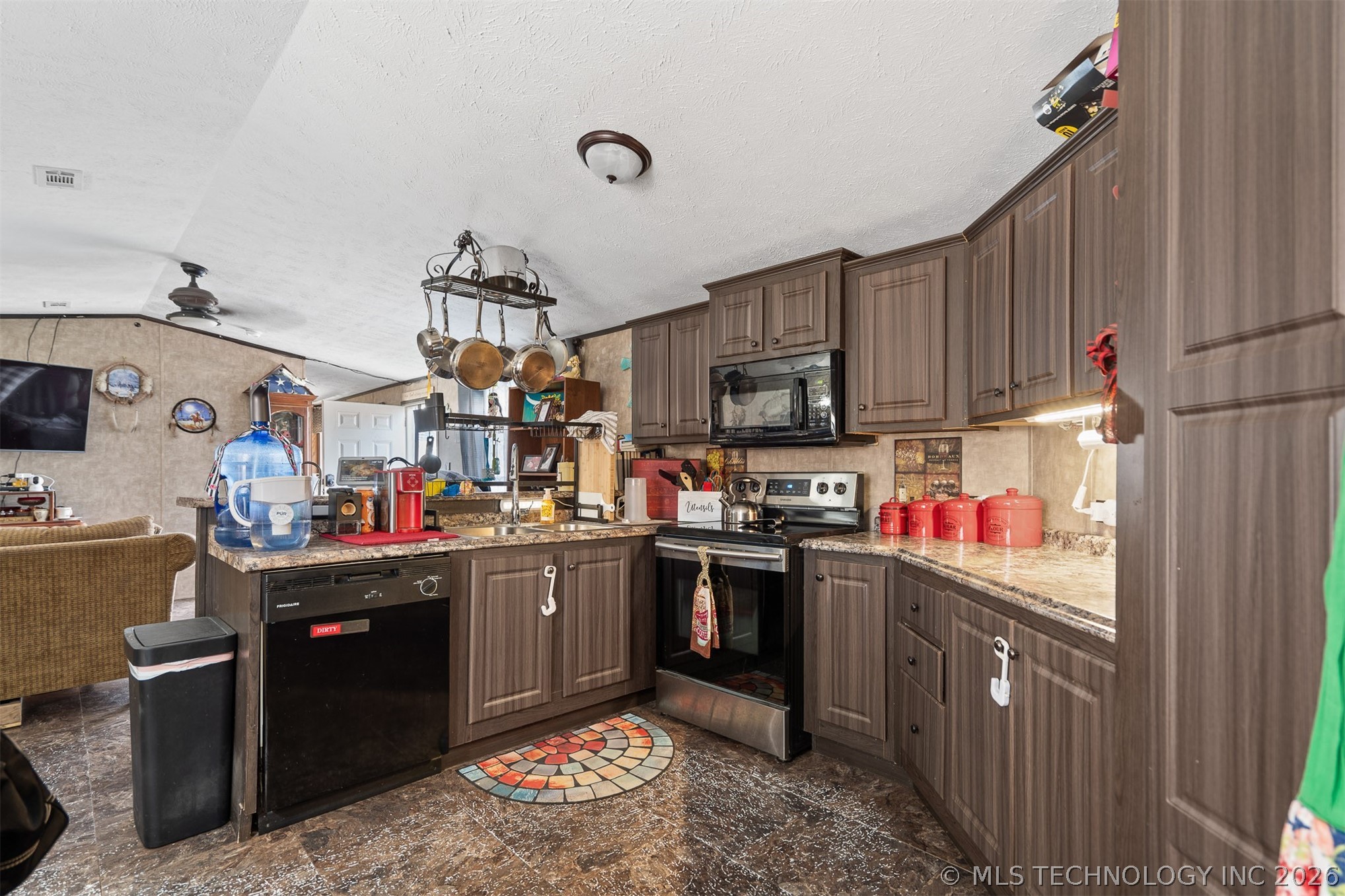 12455 Trego Road Property Photo 10