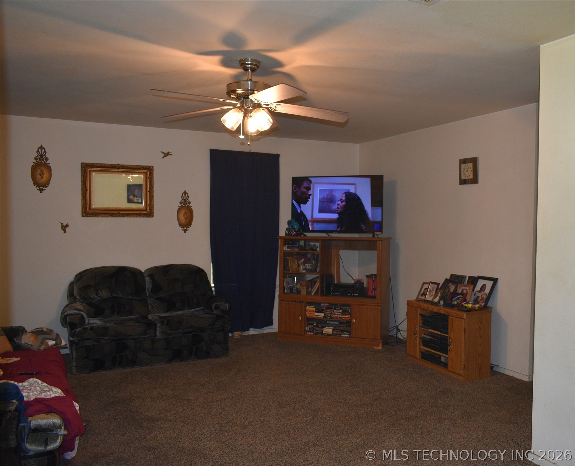 708 W Sterret Street Property Photo 4