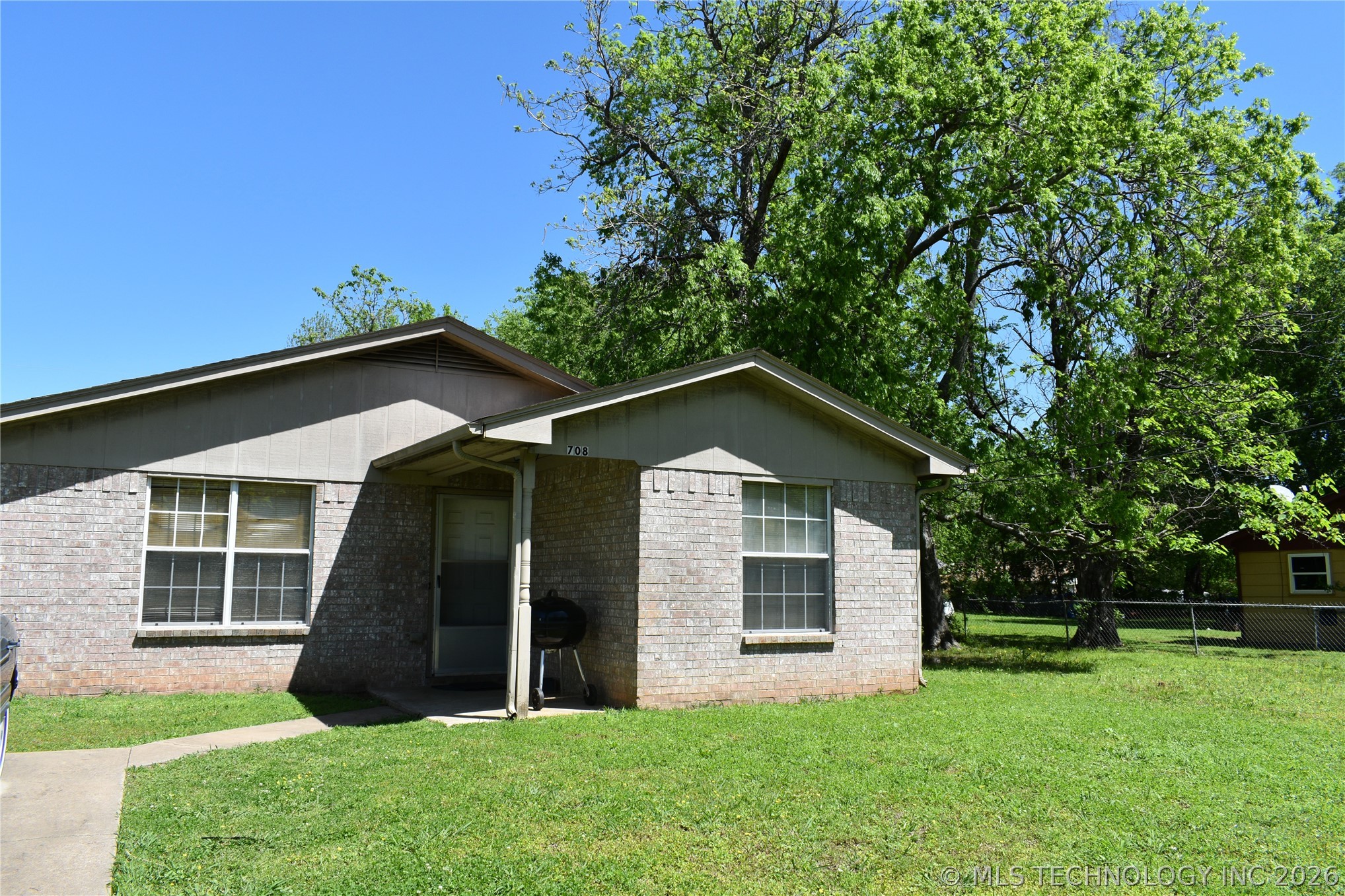 708 W Sterret Street Property Photo 17