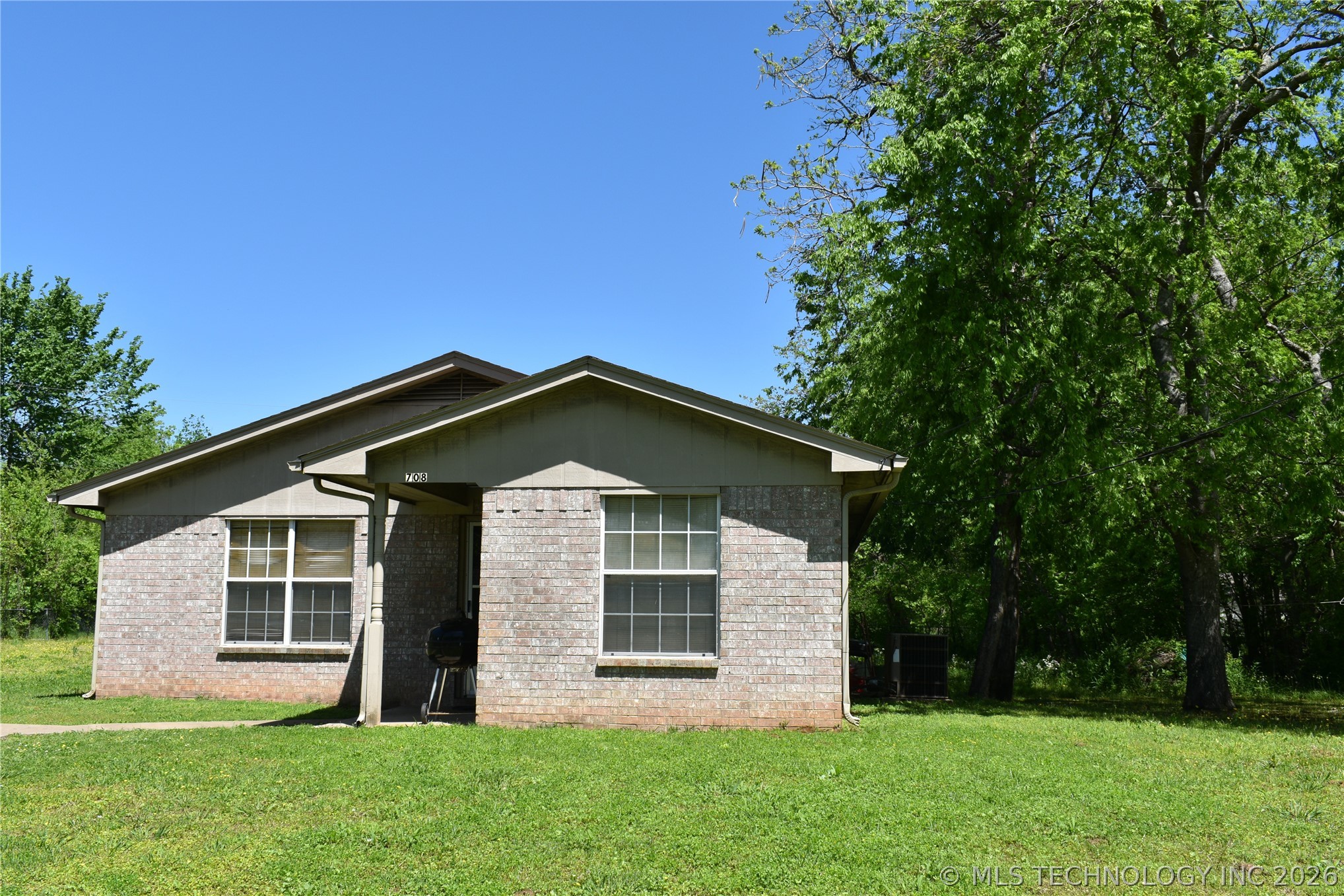 708 W Sterret Street Property Photo 27