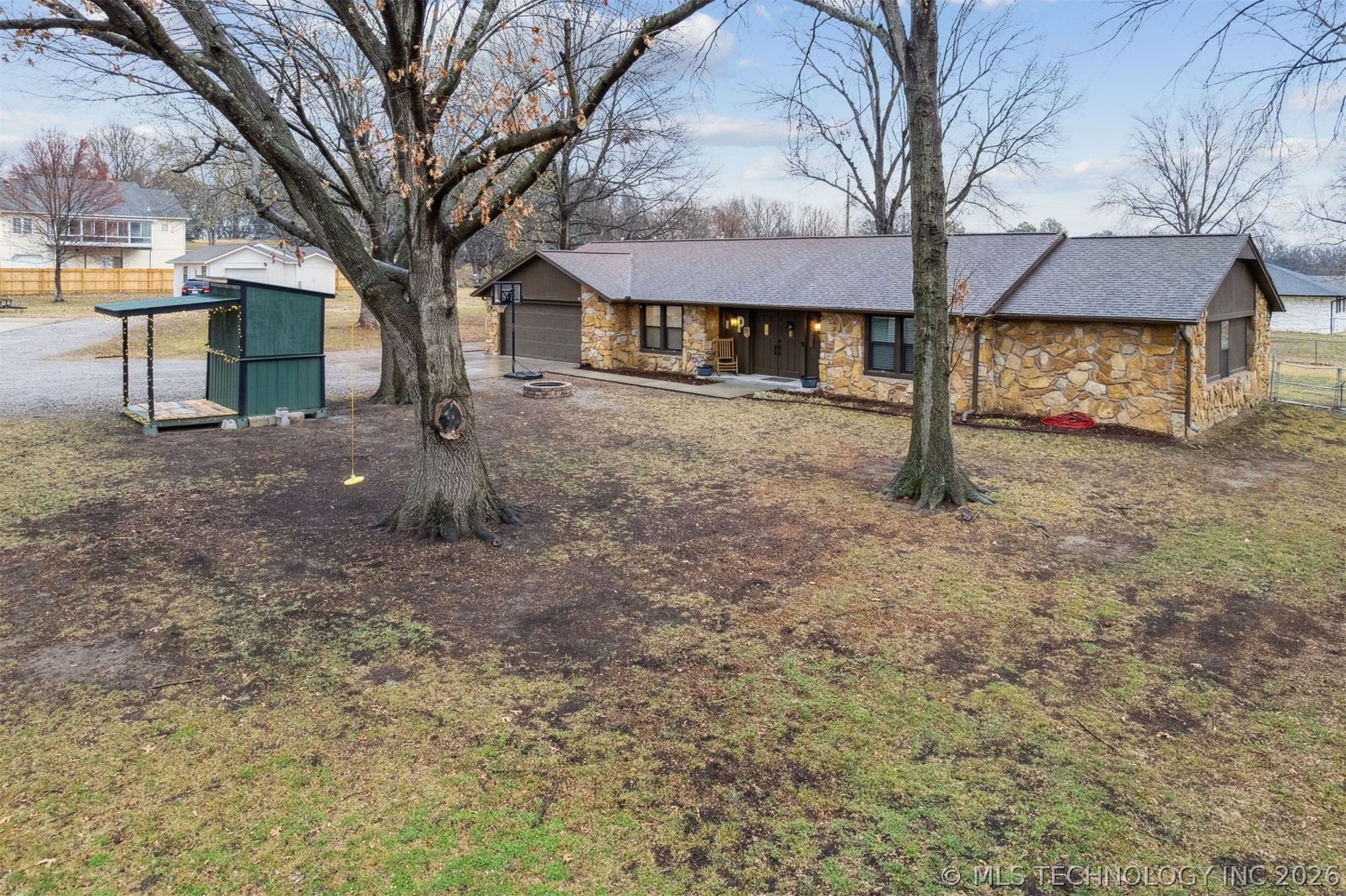 24465 S Orange Cove Property Photo 5