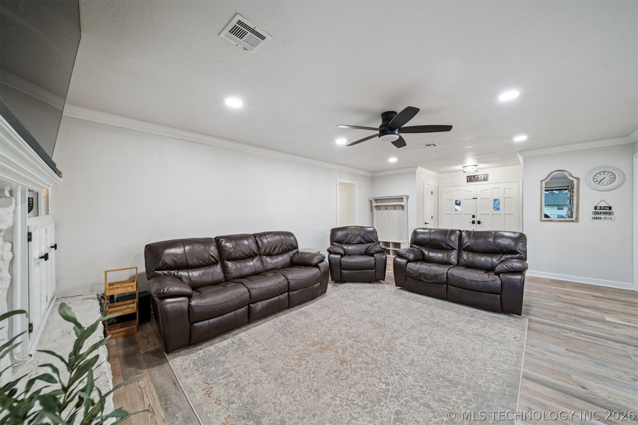 24465 S Orange Cove Property Photo 10