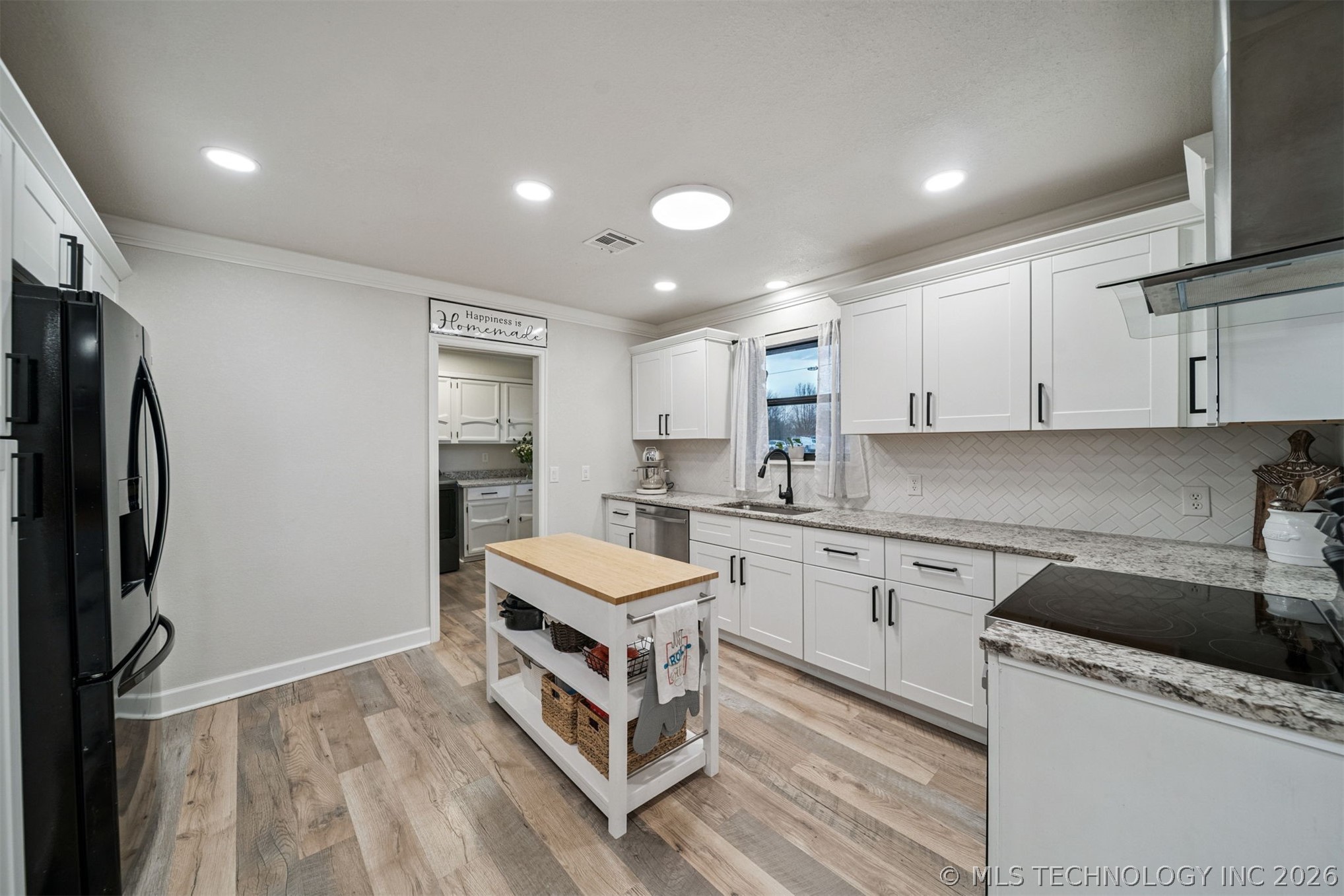 24465 S Orange Cove Property Photo 13