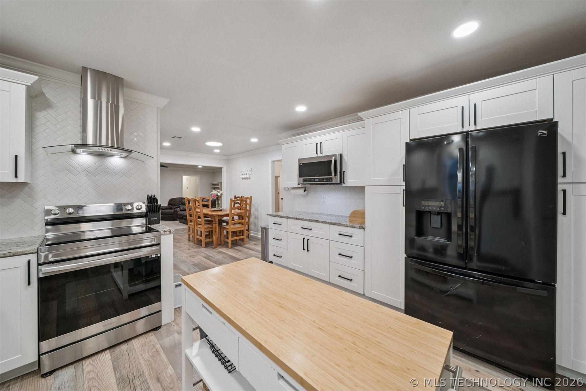 24465 S Orange Cove Property Photo 16