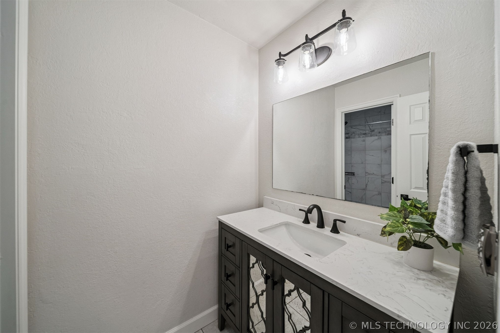 24465 S Orange Cove Property Photo 19