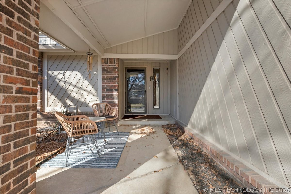 7932 S 86th East Avenue Property Photo 4