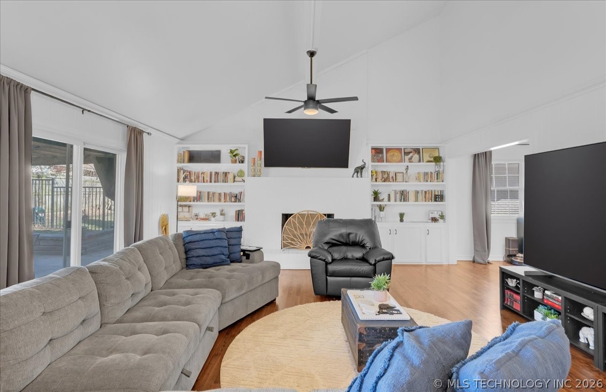 7932 S 86th East Avenue Property Photo 12