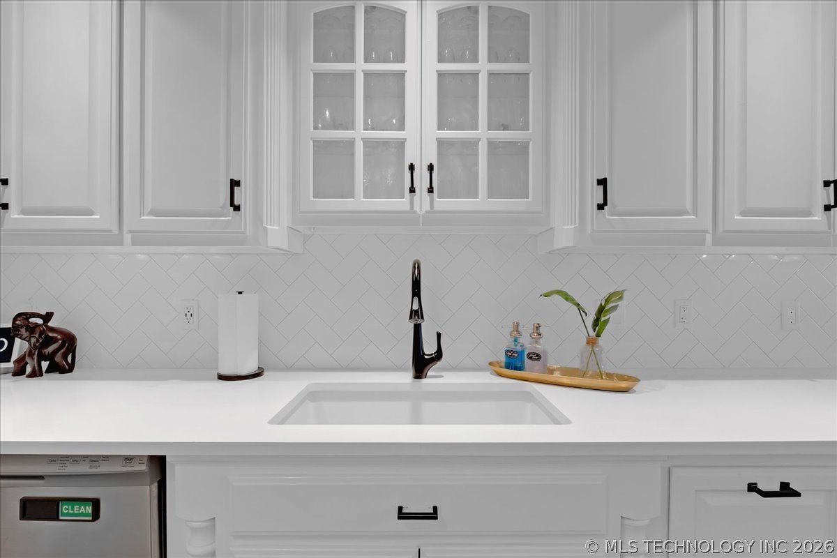 7932 S 86th East Avenue Property Photo 24