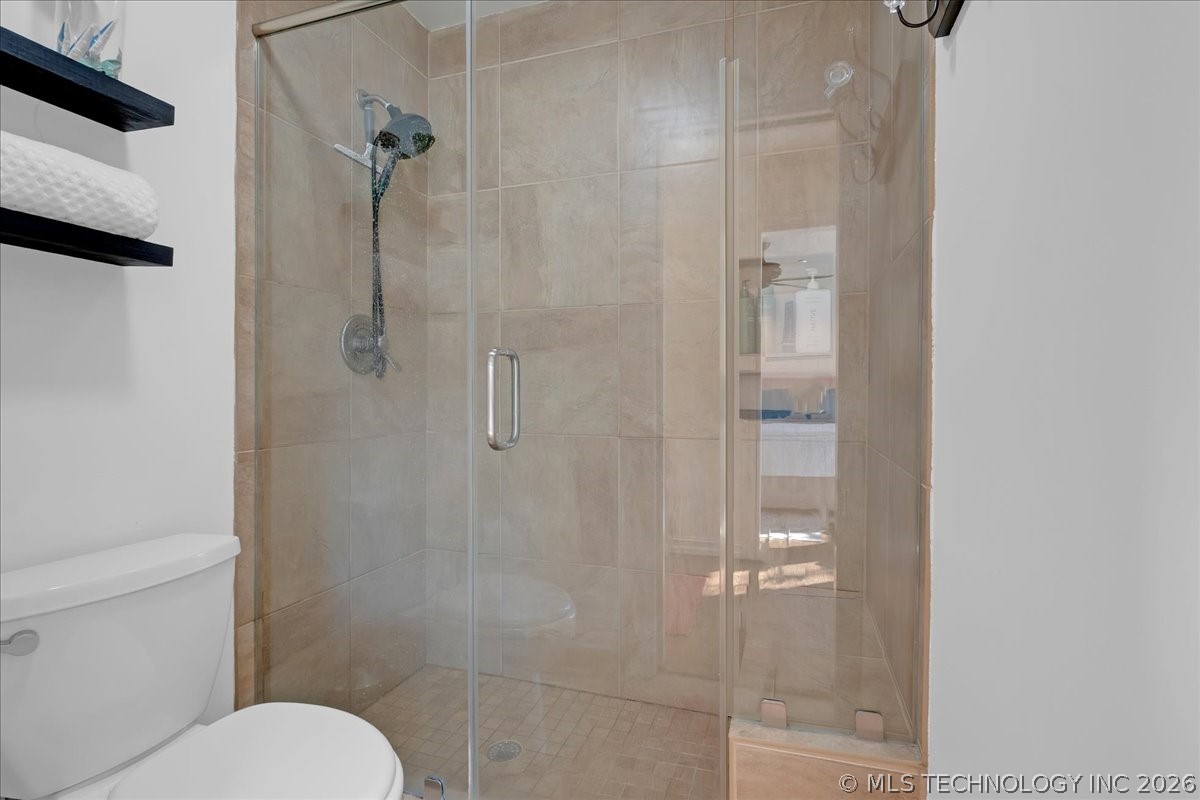 7932 S 86th East Avenue Property Photo 36