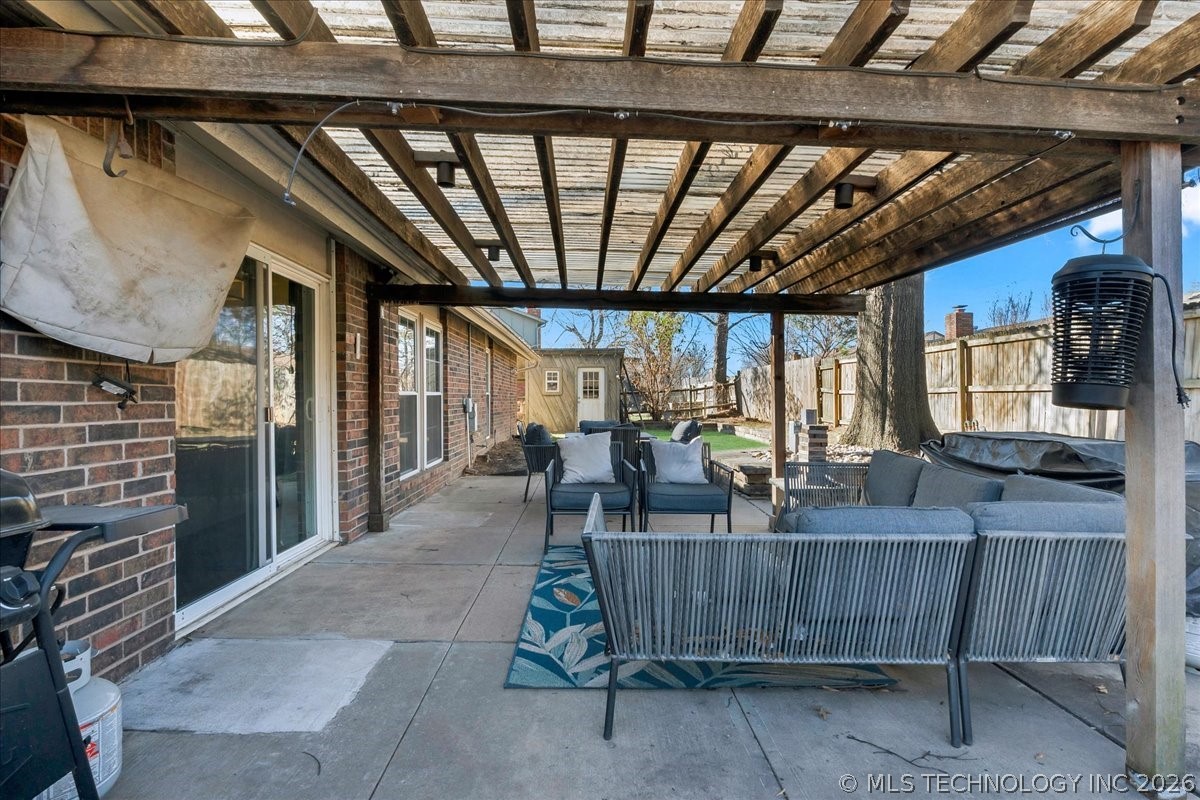 7932 S 86th East Avenue Property Photo 44