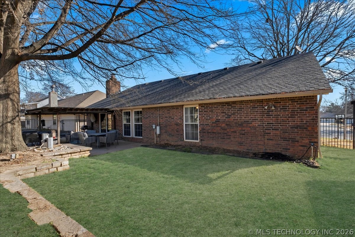 7932 S 86th East Avenue Property Photo 49