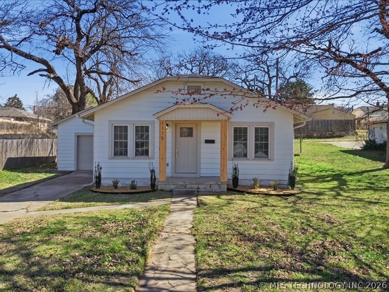 1115 N Garfield Avenue Property Photo 1