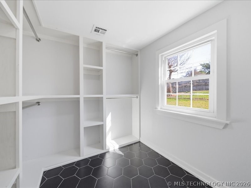 1115 N Garfield Avenue Property Photo 23