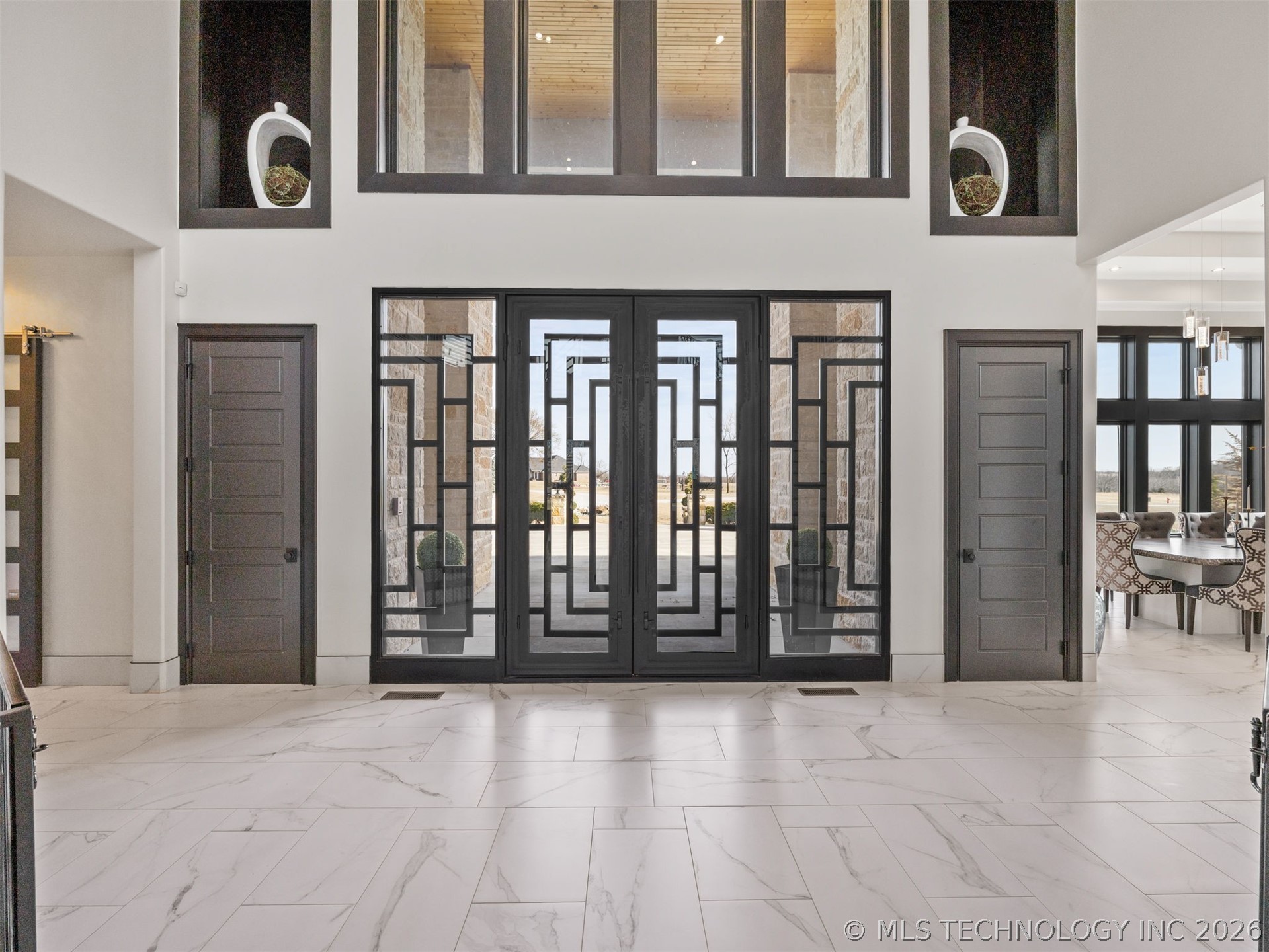 10286 S 305th East Avenue Property Photo 12