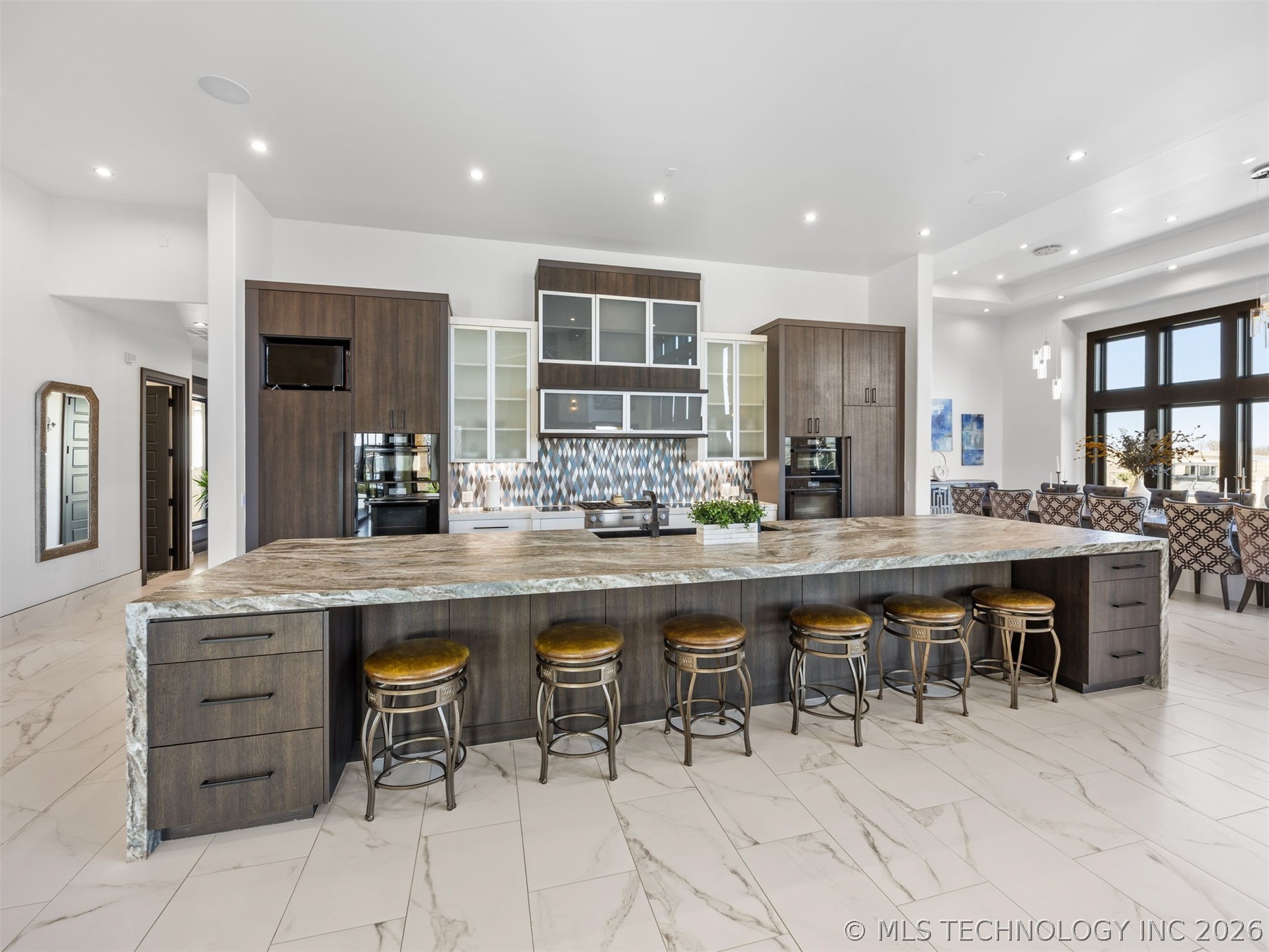 10286 S 305th East Avenue Property Photo 18