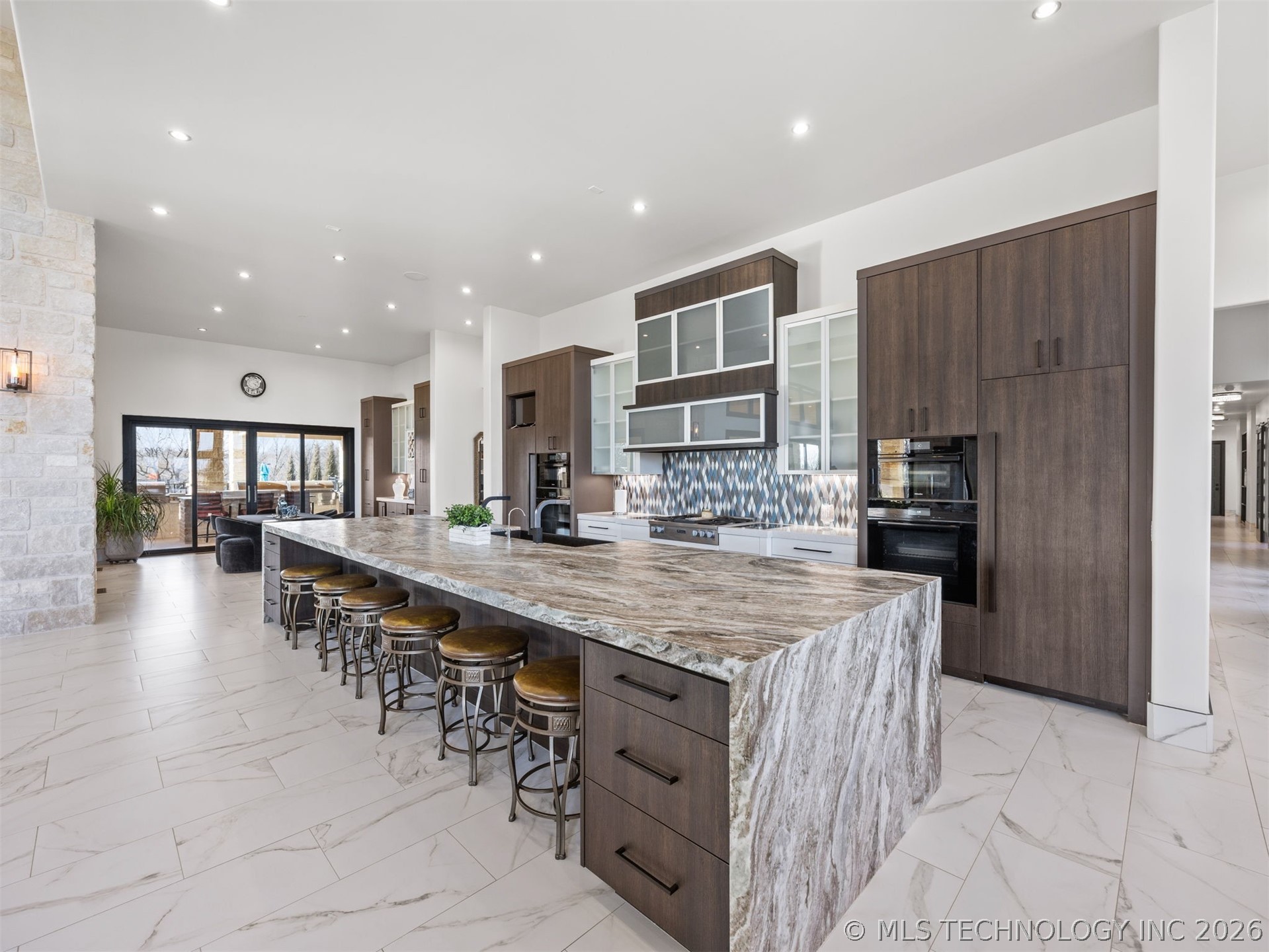 10286 S 305th East Avenue Property Photo 19