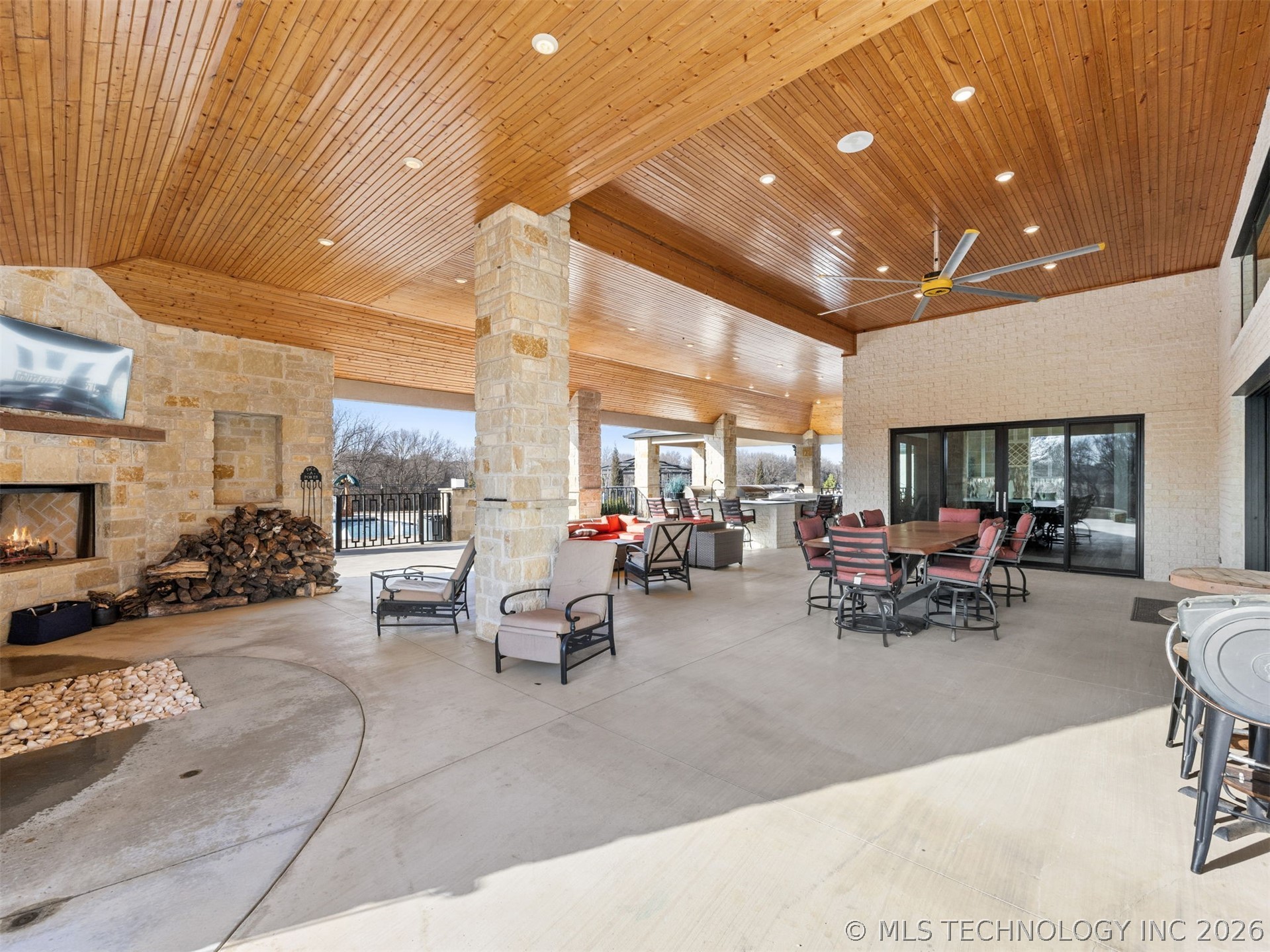 10286 S 305th East Avenue Property Photo 44