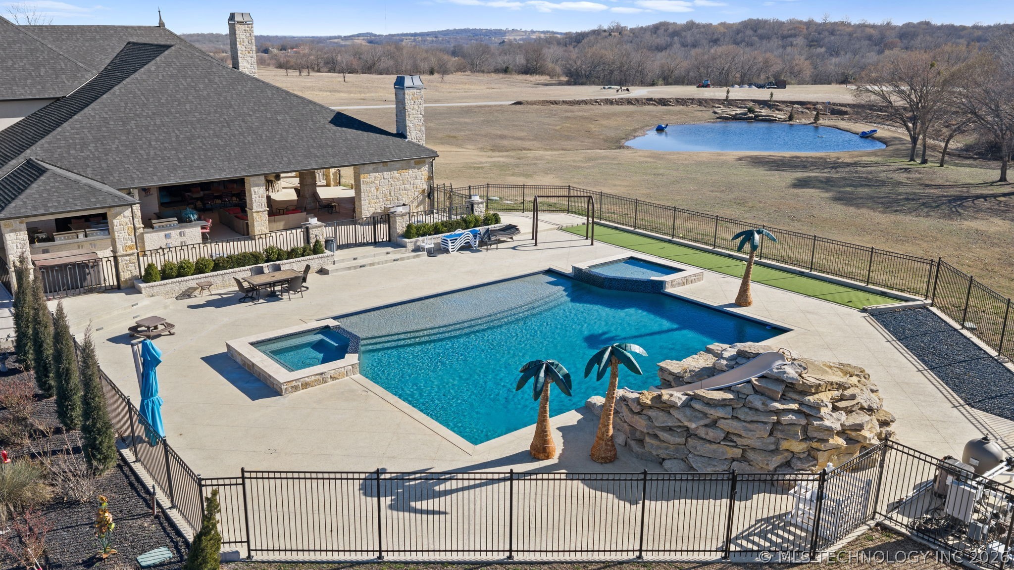 10286 S 305th East Avenue Property Photo 48