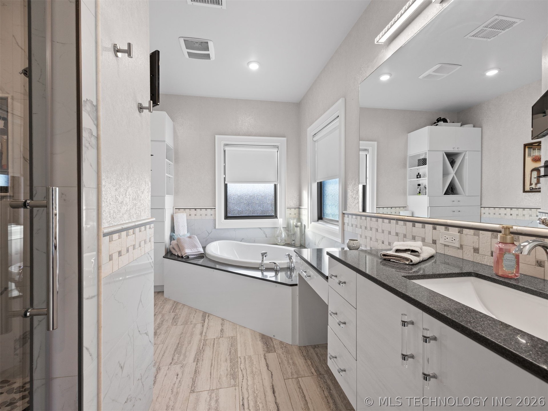 10286 S 305th East Avenue Property Photo 75